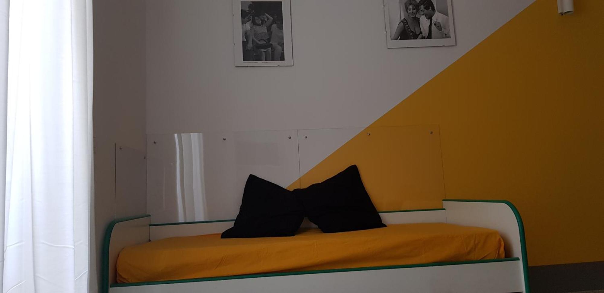 Interno Sette *