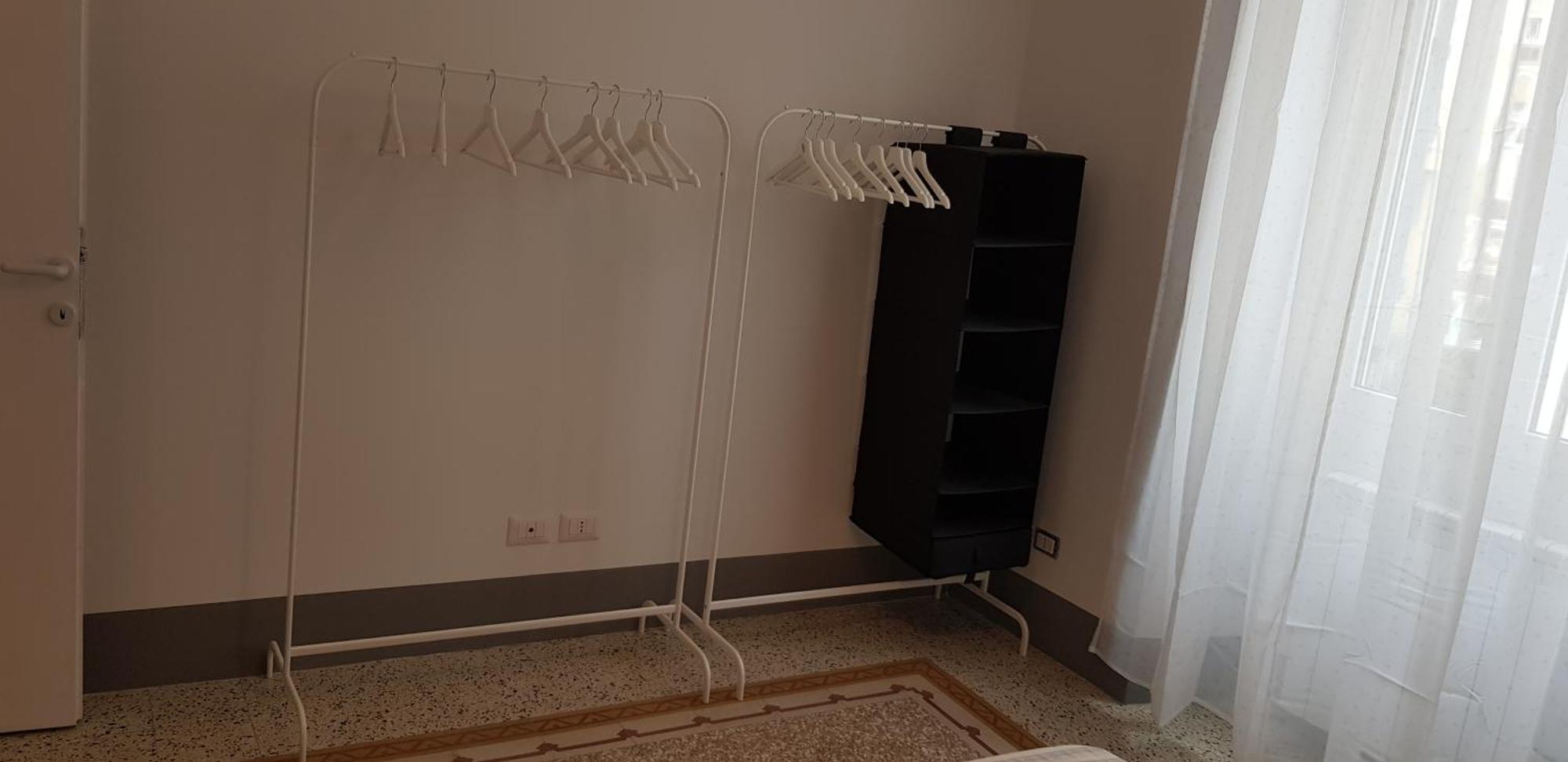 Interno Sette *